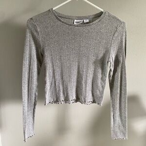 Noisy May Gray Ribbed Crop Long Sleeve Top